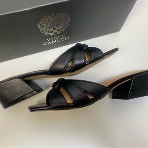 Vince Camuto Women's Sz 5 1/2M VC-Selaries Block Heel Sandal Heeled Black